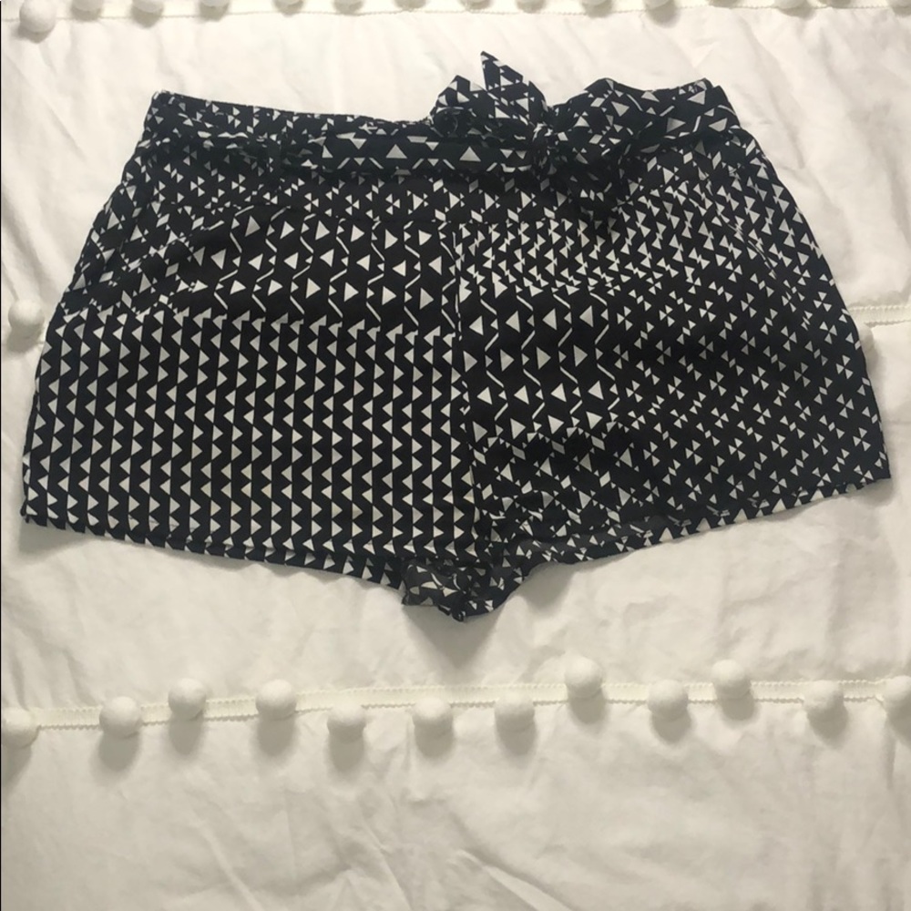 Print shorts